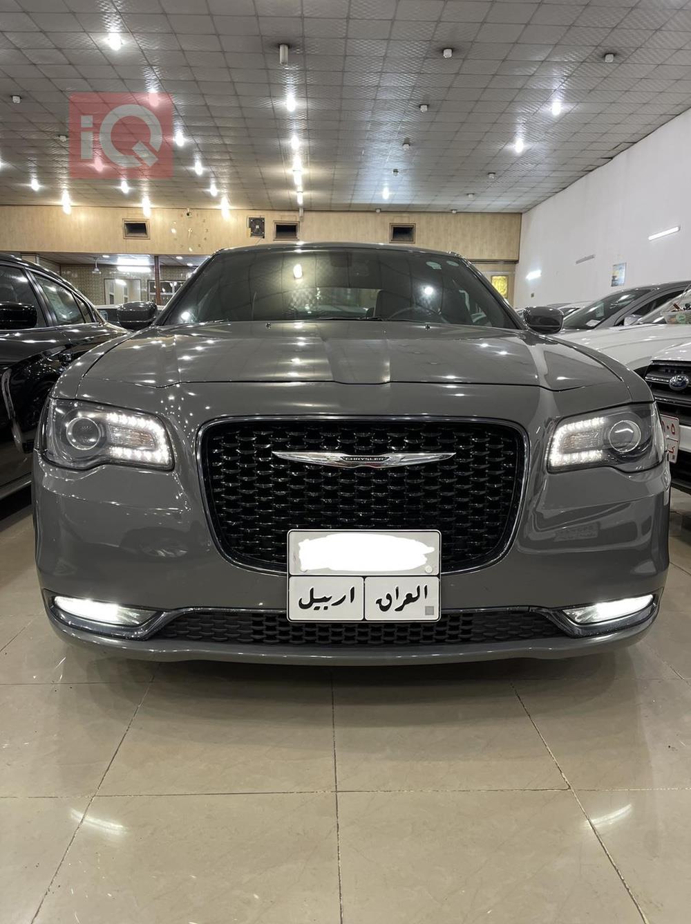 كرايسلر 300